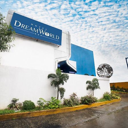 Hotel Dreamworld Las Piñas 외부 사진